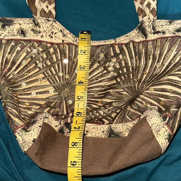 Cute little brown bag - Picture 2 of 6